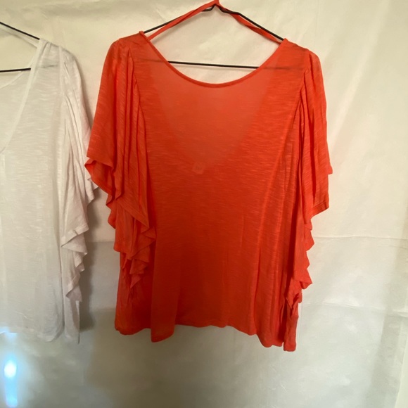 Gap // White Flutter Sleeve Top - Picture 2 of 4